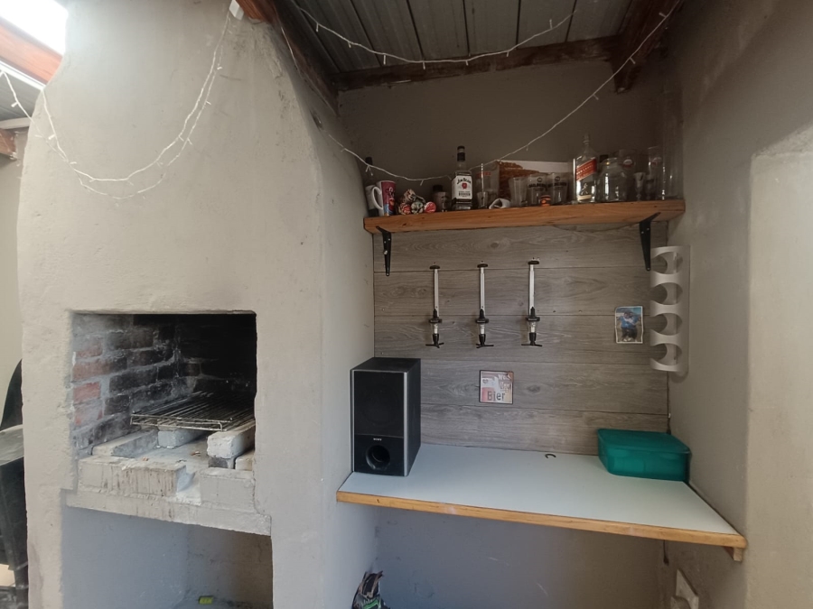 2 Bedroom Property for Sale in Highbury Park Western Cape